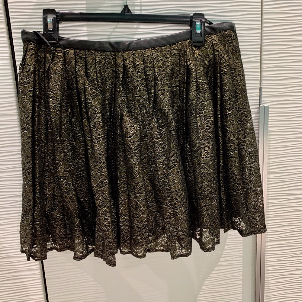 NWT French Floral Skirt